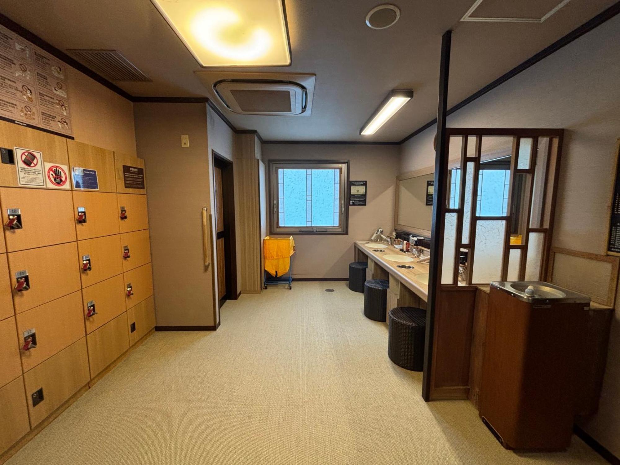 Dormy Inn Premium Hakata Canal City Mae Фукуока Экстерьер фото